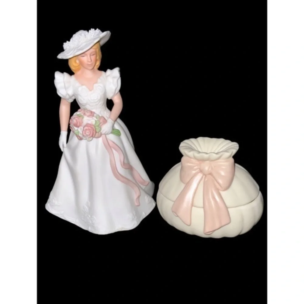Avon 1986 Hand Painted Porcelain Figurine “A Summer Bride” & Trinket Box